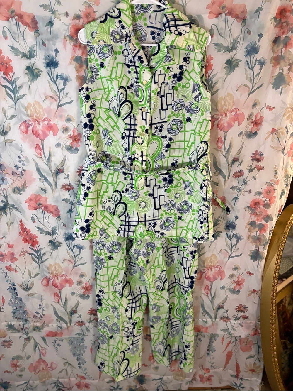 Vintage 2 Piece Blouse and Pant Set